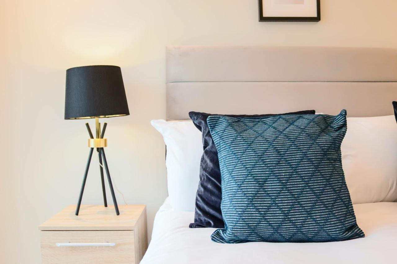 Portfolio Apartments - Welwyn Town Centre 韦林花园城 外观 照片