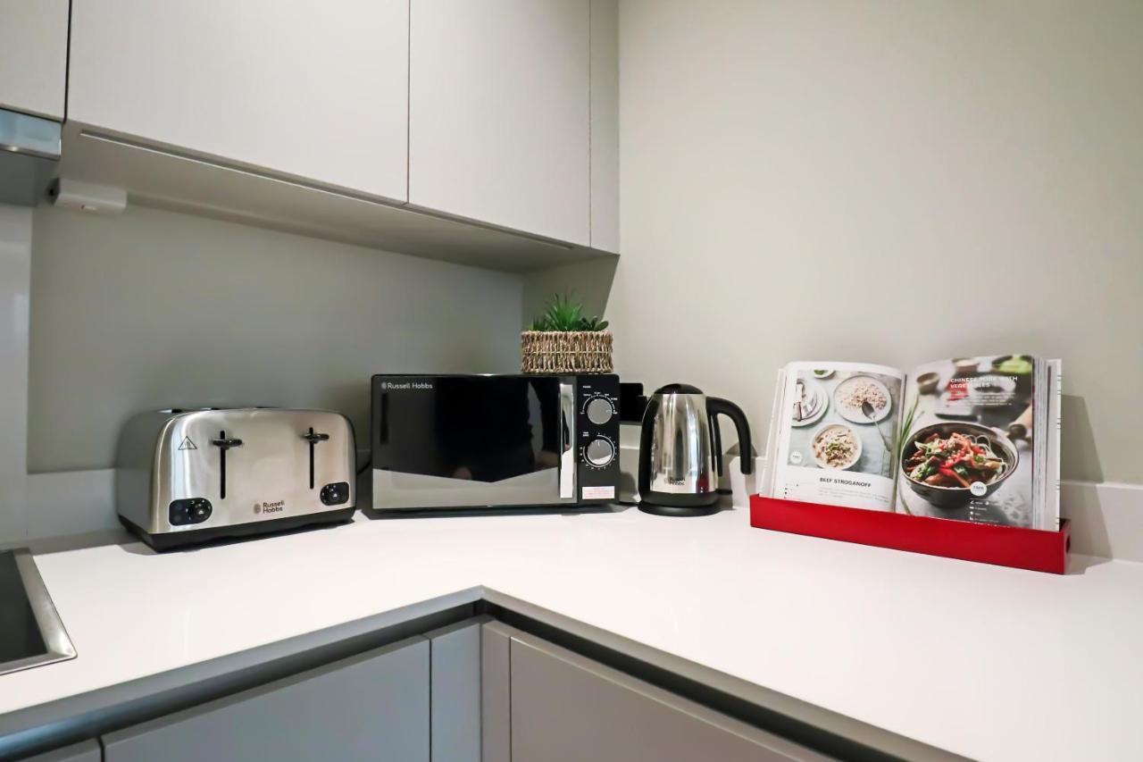 Portfolio Apartments - Welwyn Town Centre 韦林花园城 外观 照片
