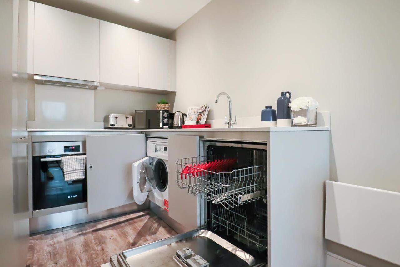 Portfolio Apartments - Welwyn Town Centre 韦林花园城 外观 照片