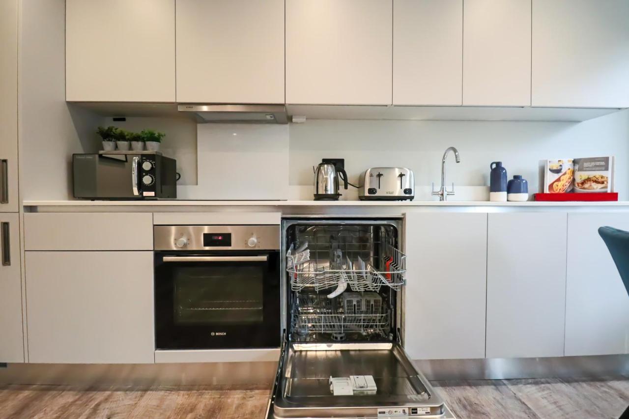 Portfolio Apartments - Welwyn Town Centre 韦林花园城 外观 照片