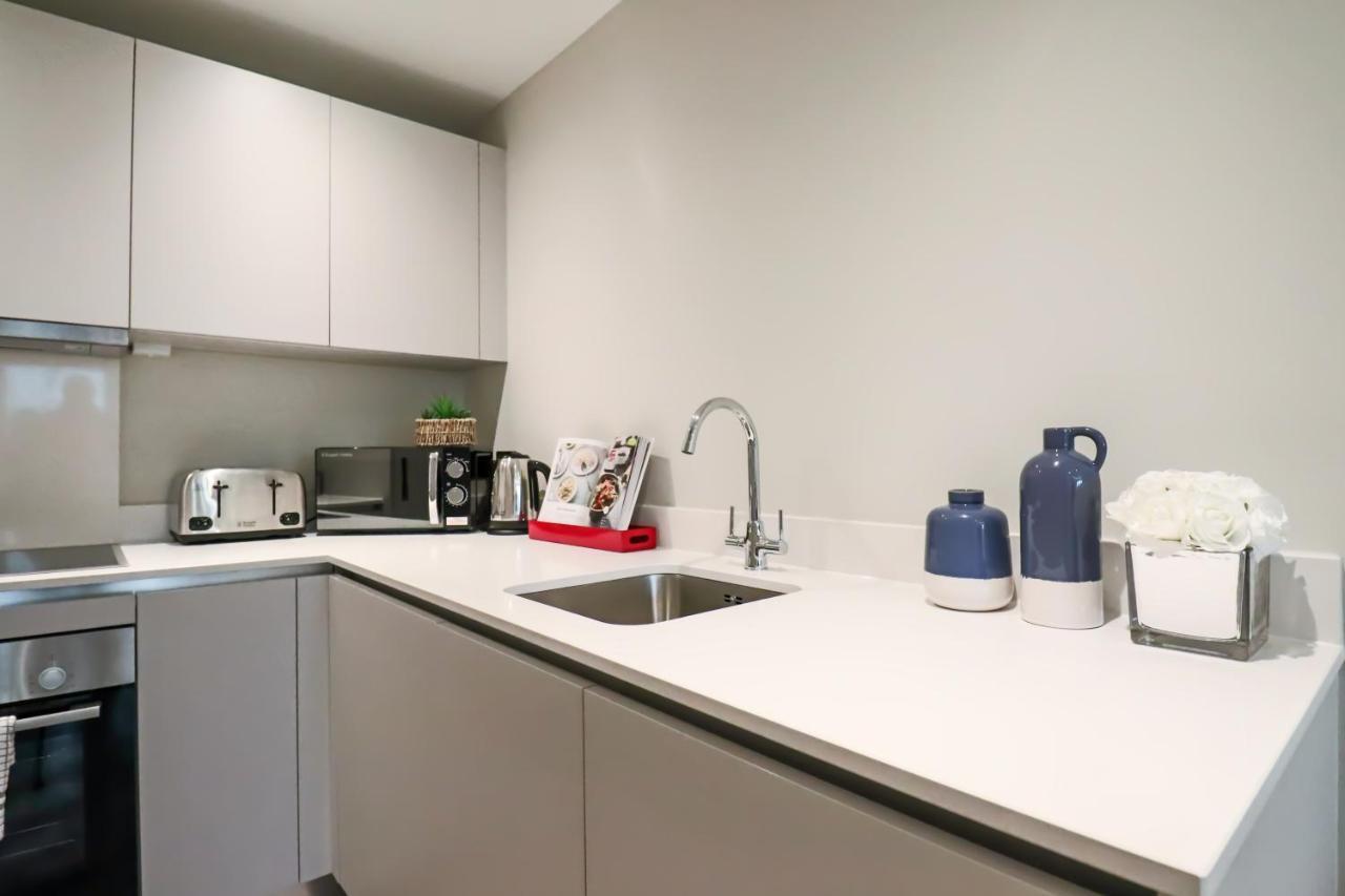 Portfolio Apartments - Welwyn Town Centre 韦林花园城 外观 照片