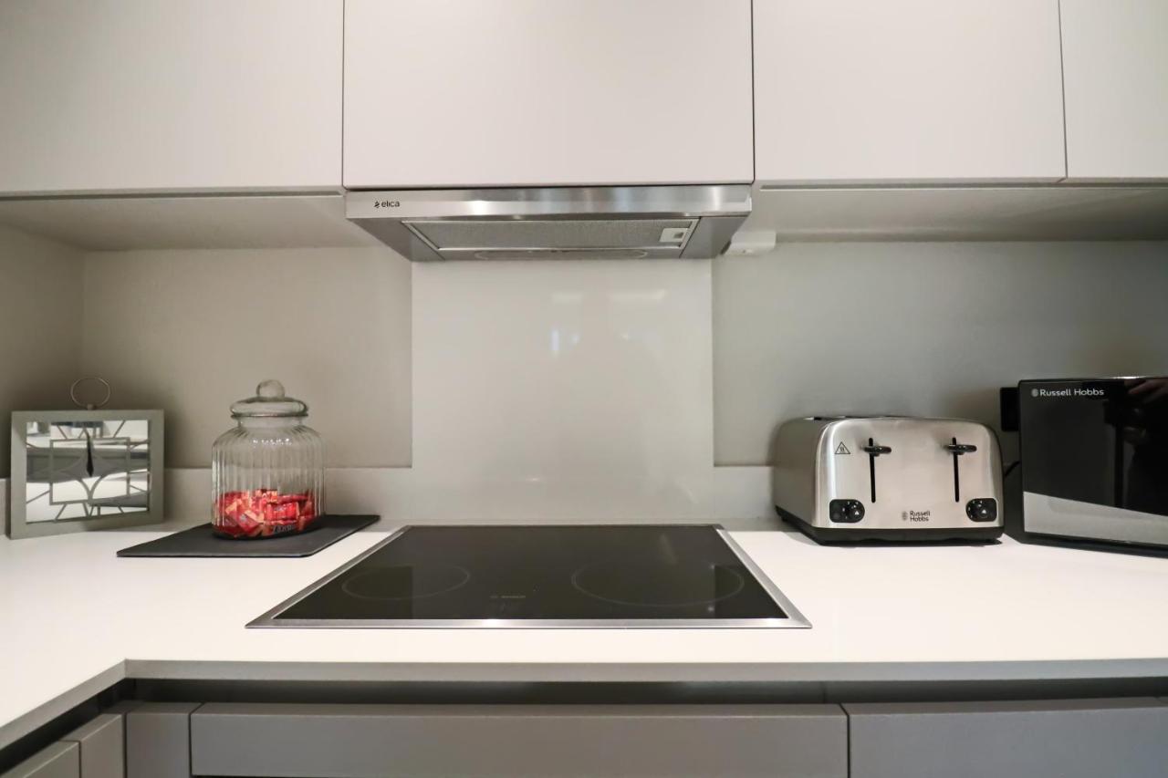 Portfolio Apartments - Welwyn Town Centre 韦林花园城 外观 照片